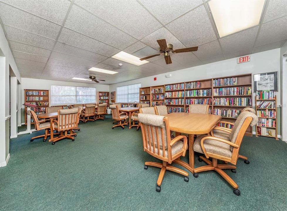 待售: $199,900 (3 贝兹, 2 浴室, 2000 平方英尺)