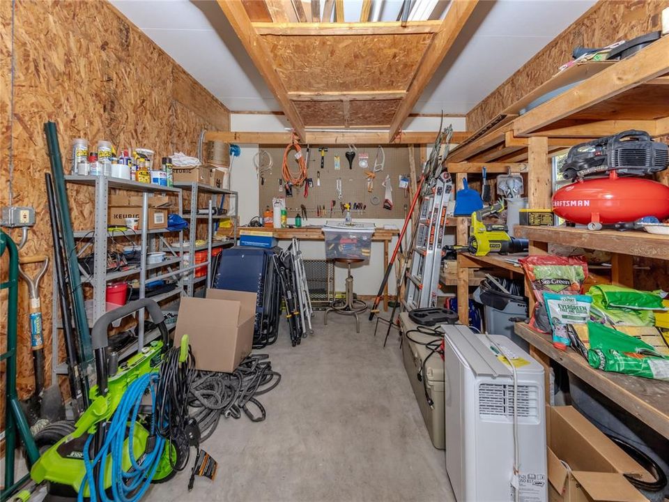 待售: $199,900 (3 贝兹, 2 浴室, 2000 平方英尺)