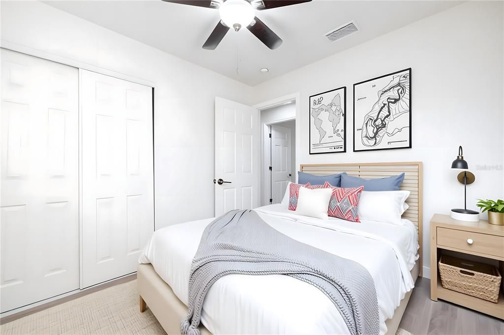 For Sale: $339,900 (4 beds, 2 baths, 1058 Square Feet)