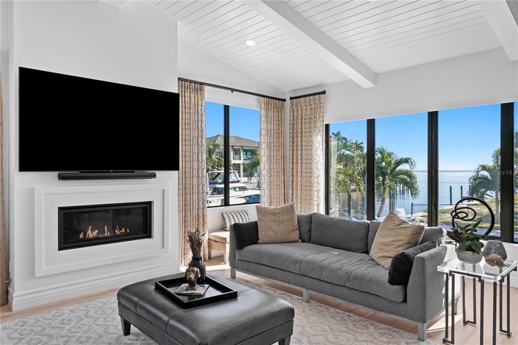 待售: $4,425,000 (5 贝兹, 5 浴室, 4472 平方英尺)