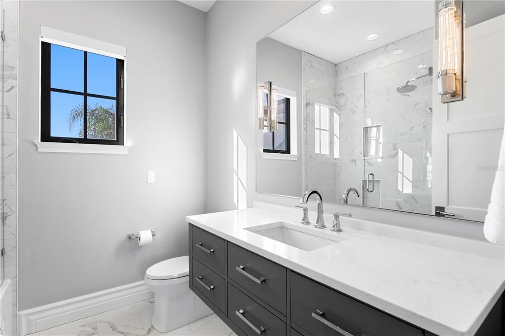 待售: $4,425,000 (5 贝兹, 5 浴室, 4472 平方英尺)