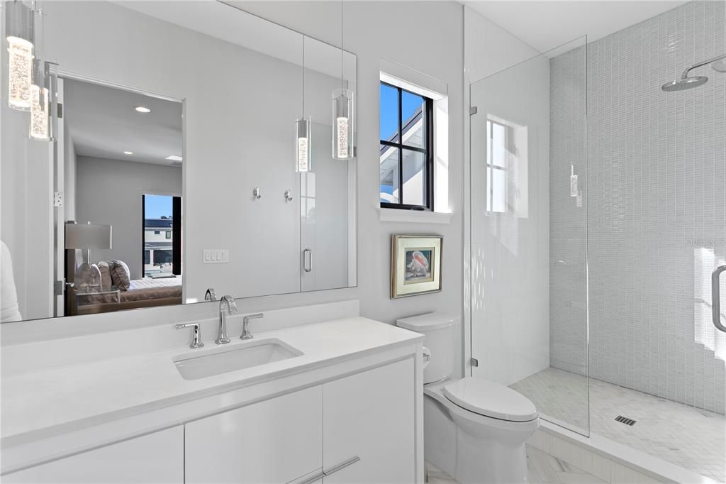 待售: $4,425,000 (5 贝兹, 5 浴室, 4472 平方英尺)