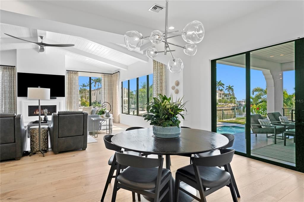 待售: $4,425,000 (5 贝兹, 5 浴室, 4472 平方英尺)