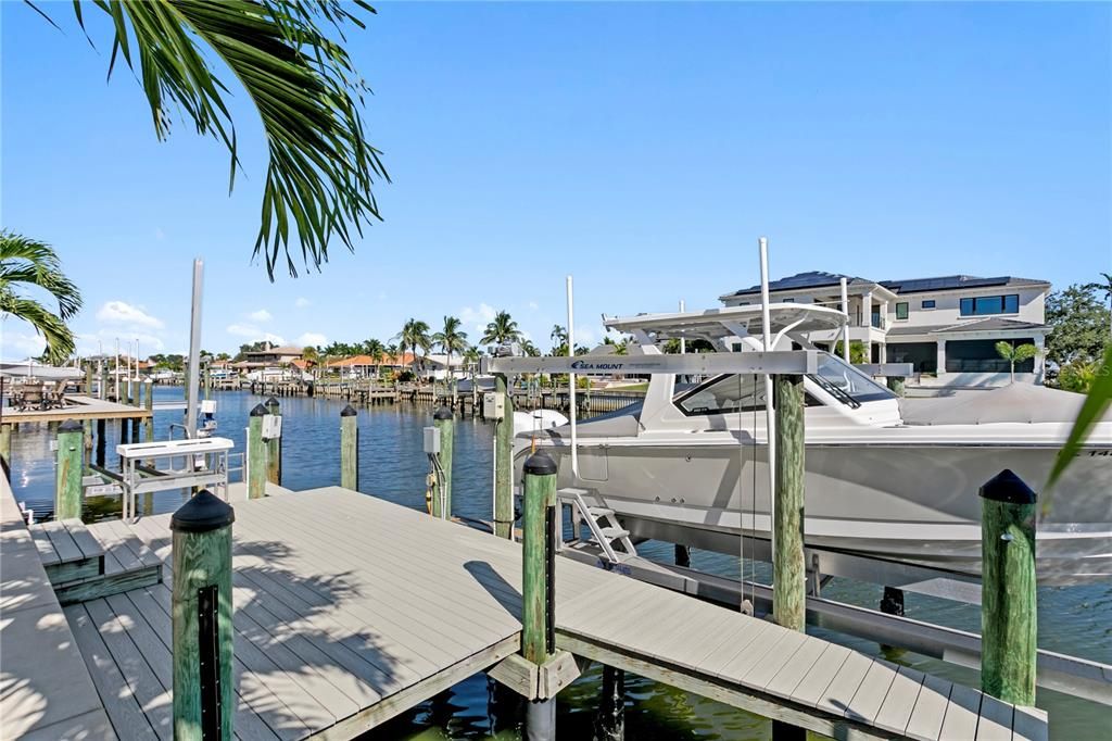 待售: $4,425,000 (5 贝兹, 5 浴室, 4472 平方英尺)