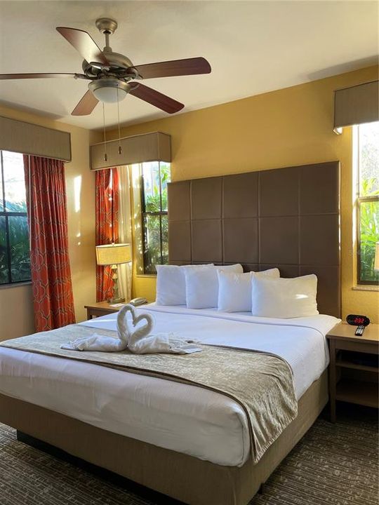 Под контрактом: $180,000 (3 спален, 2 ванн, 1200 Квадратных фут)