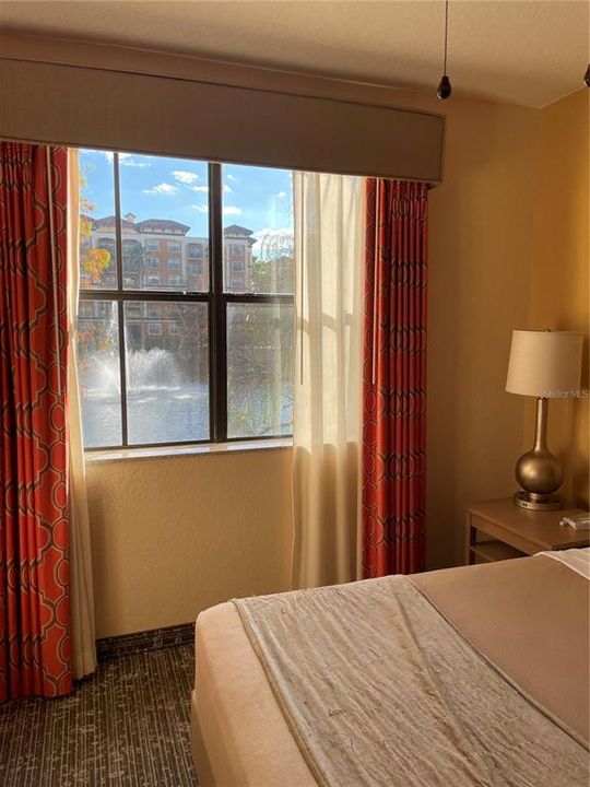 Под контрактом: $180,000 (3 спален, 2 ванн, 1200 Квадратных фут)