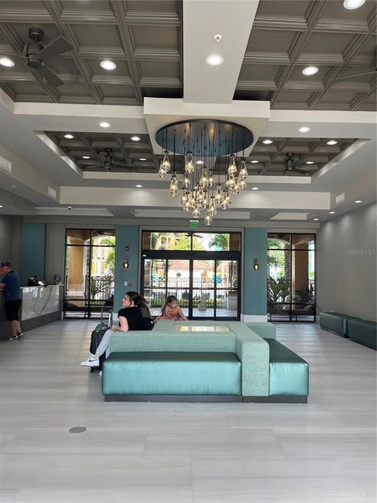 Под контрактом: $180,000 (3 спален, 2 ванн, 1200 Квадратных фут)