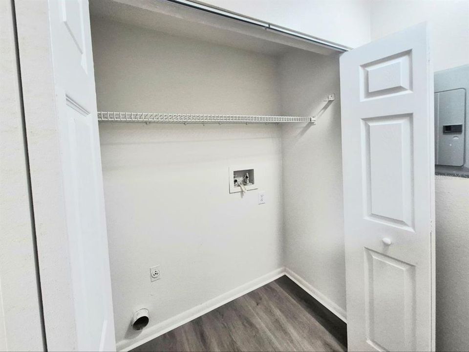 For Rent: $1,600 (2 beds, 2 baths, 937 Square Feet)