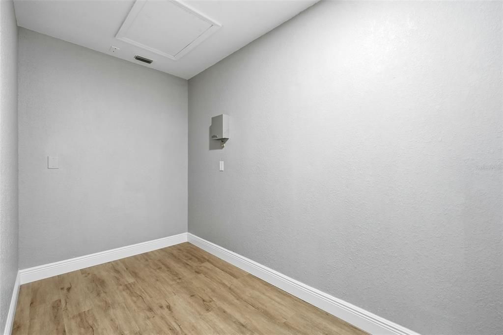 For Sale: $525,000 (4 beds, 3 baths, 2692 Square Feet)