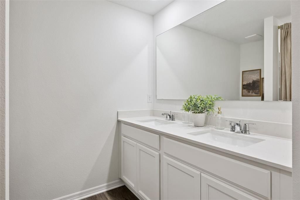 For Sale: $310,990 (3 beds, 2 baths, 1504 Square Feet)