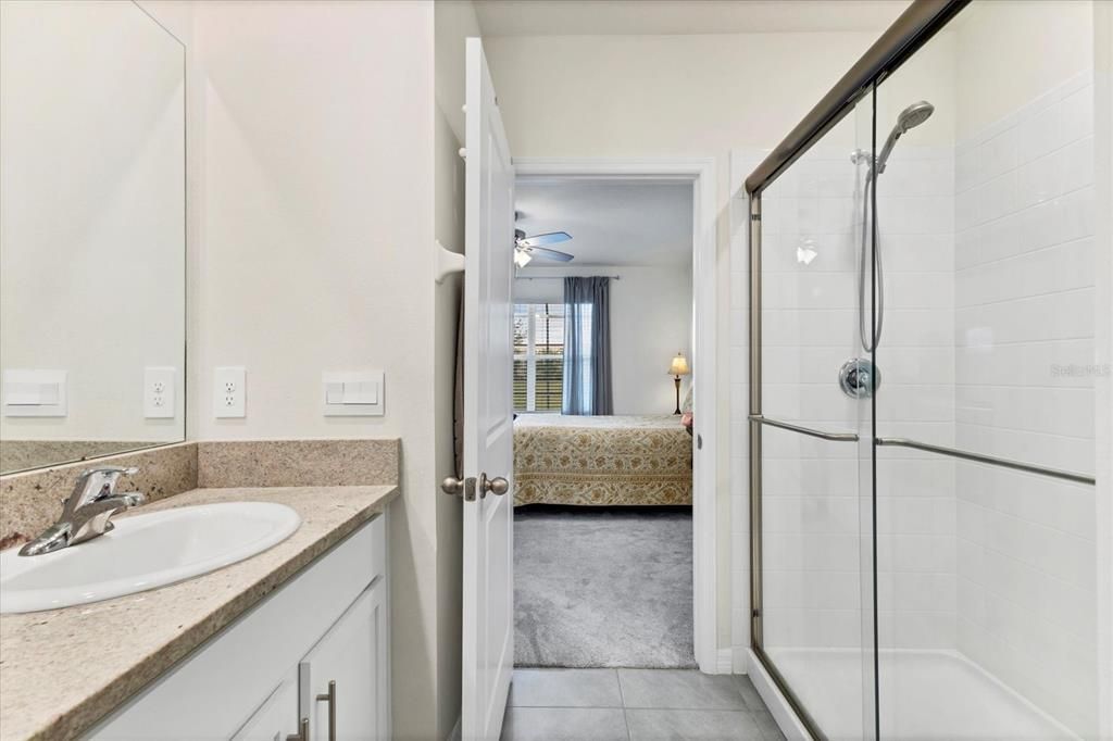 待售: $425,000 (3 贝兹, 2 浴室, 1561 平方英尺)