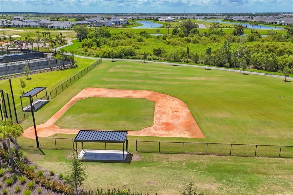 待售: $425,000 (3 贝兹, 2 浴室, 1561 平方英尺)