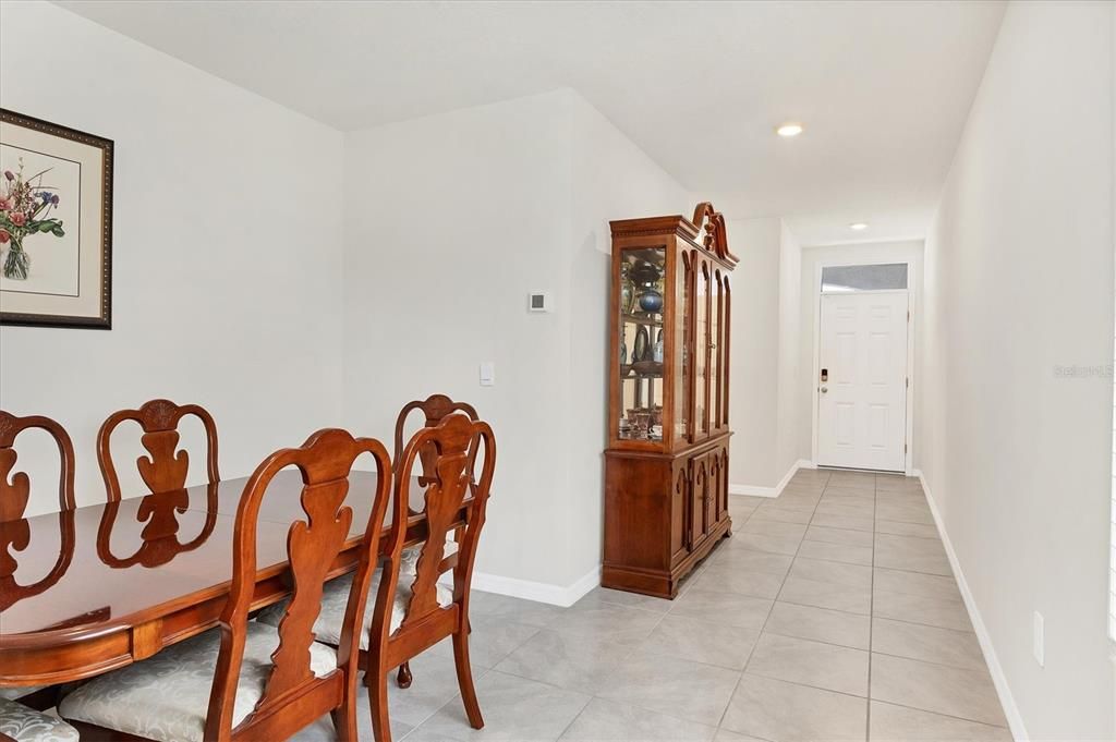 待售: $425,000 (3 贝兹, 2 浴室, 1561 平方英尺)