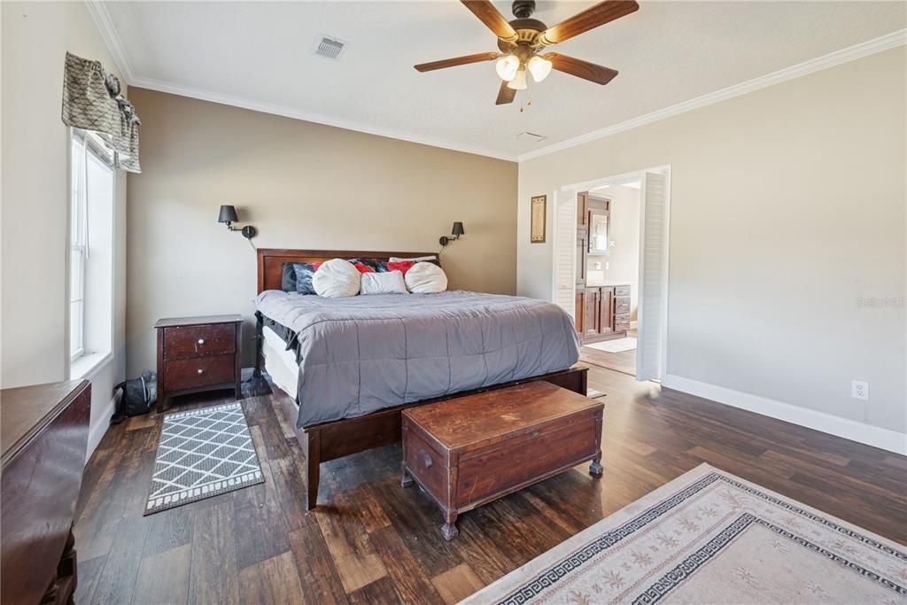 На продажу: $399,000 (4 спален, 2 ванн, 2280 Квадратных фут)