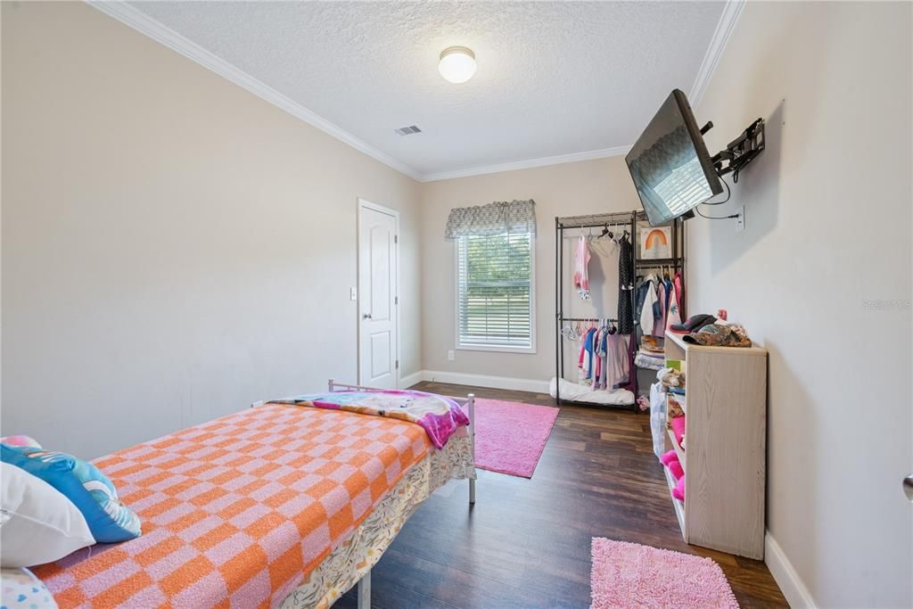 На продажу: $399,000 (4 спален, 2 ванн, 2280 Квадратных фут)