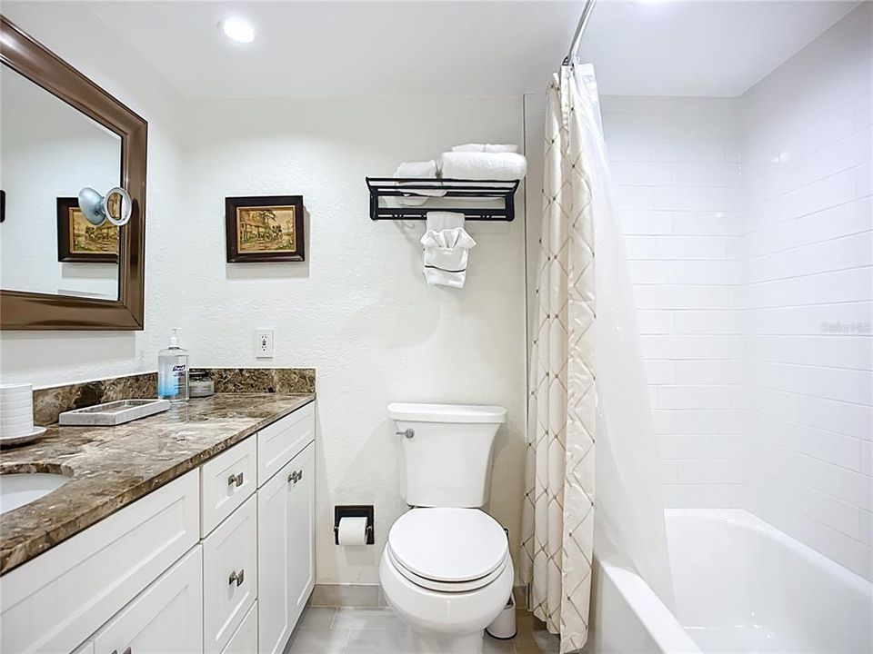 En Venta: $239,900 (2 camas, 2 baños, 1024 Pies cuadrados)