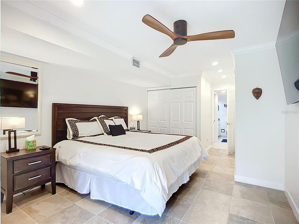 En Venta: $239,900 (2 camas, 2 baños, 1024 Pies cuadrados)