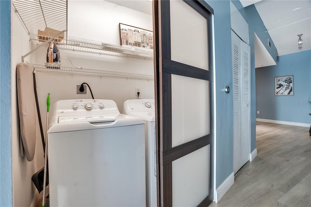 В аренду: $4,500 (2 спален, 2 ванн, 1537 Квадратных фут)