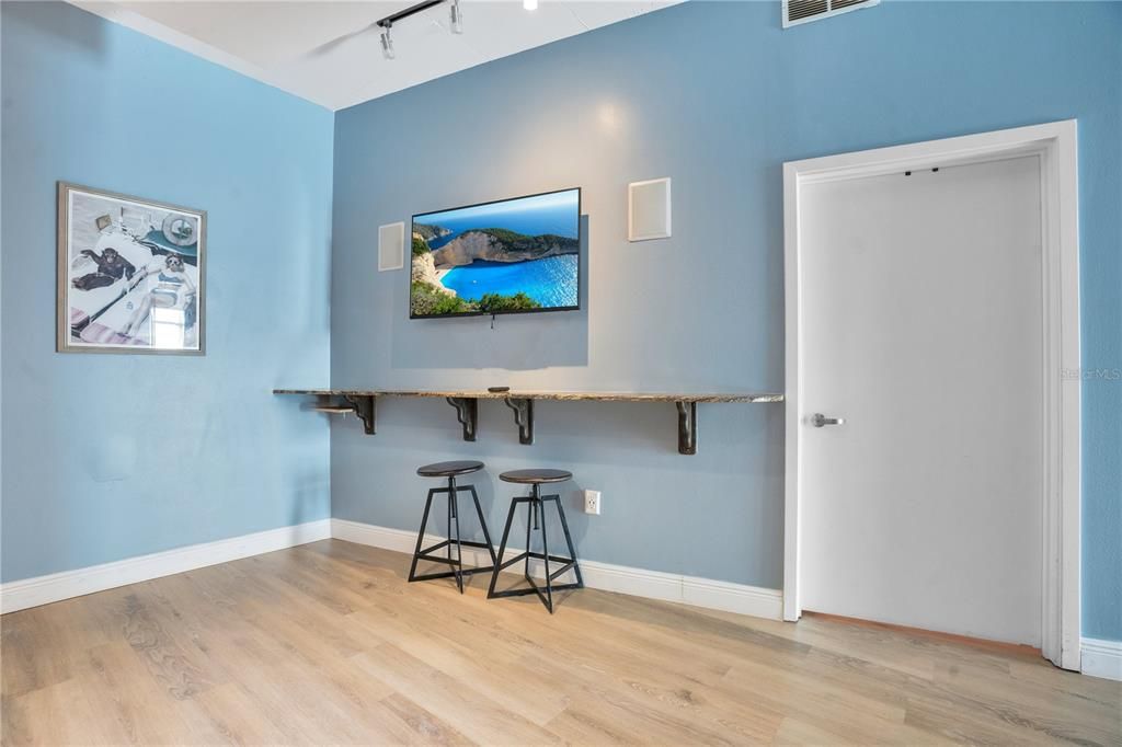 В аренду: $4,500 (2 спален, 2 ванн, 1537 Квадратных фут)