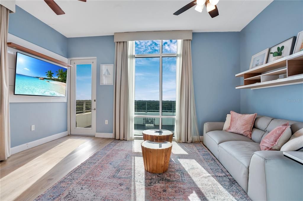 В аренду: $4,500 (2 спален, 2 ванн, 1537 Квадратных фут)