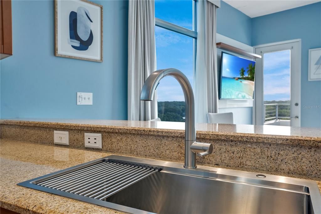 В аренду: $4,500 (2 спален, 2 ванн, 1537 Квадратных фут)