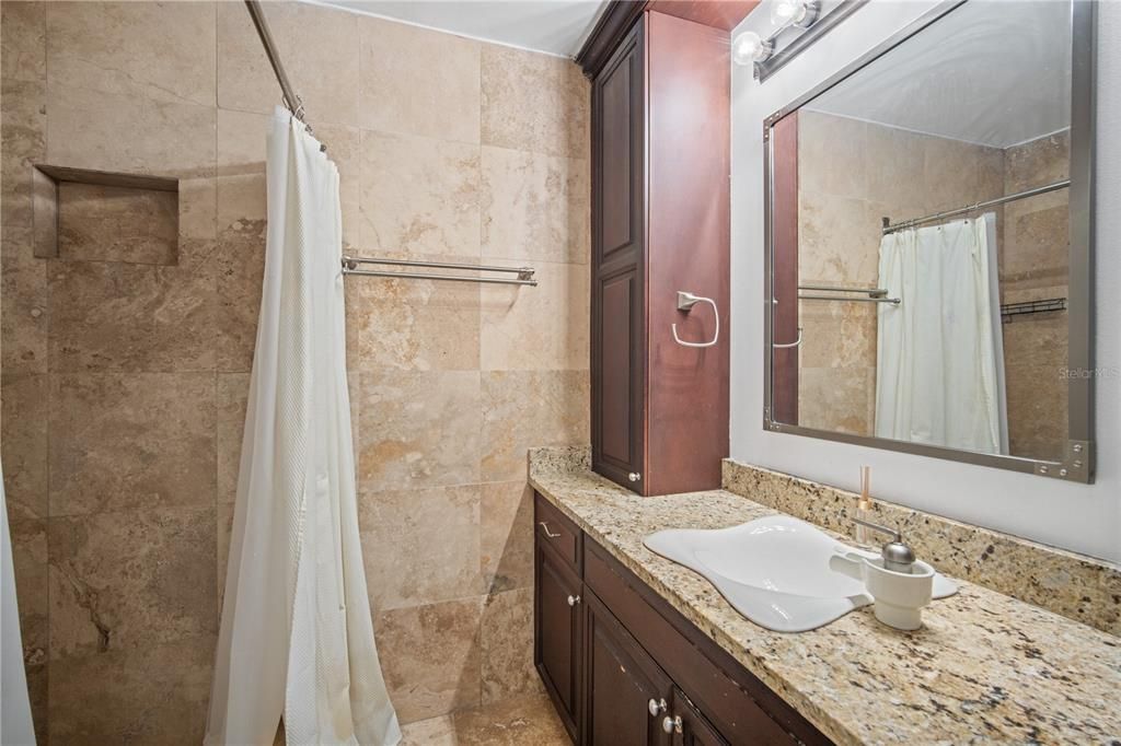 出租: $2,395 (3 贝兹, 2 浴室, 1474 平方英尺)