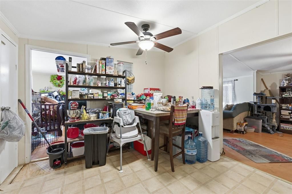 En Venta: $190,000 (4 camas, 2 baños, 1620 Pies cuadrados)