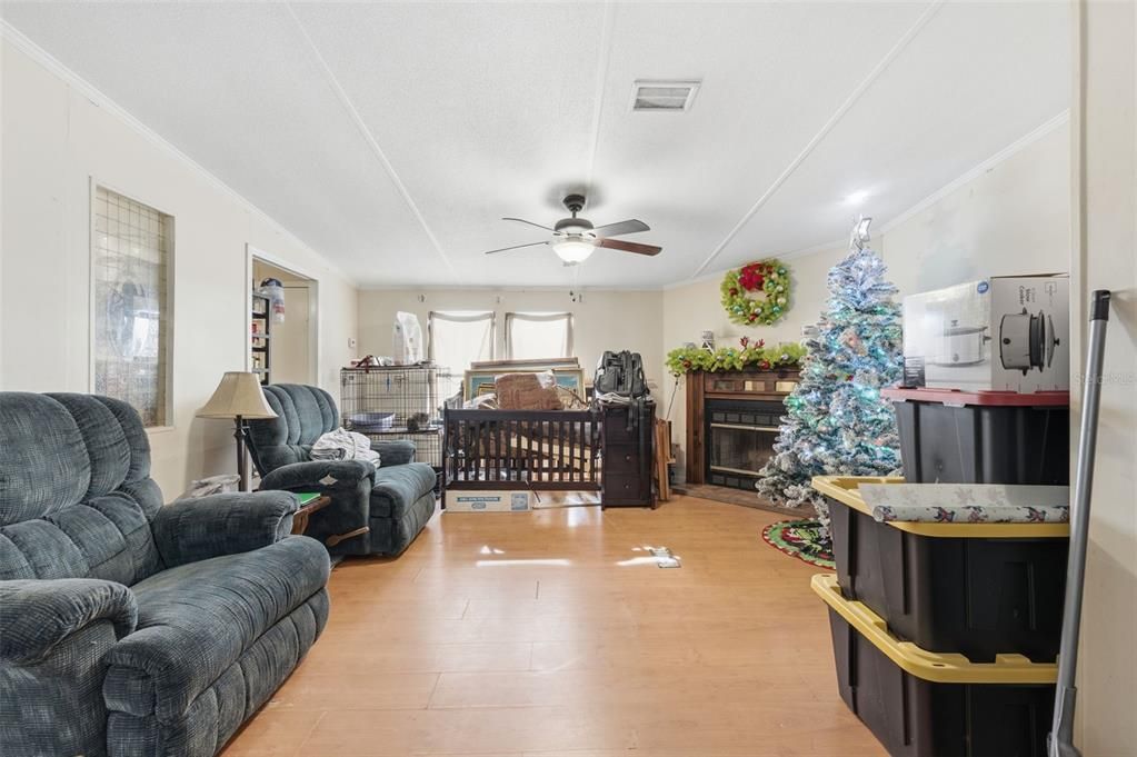 En Venta: $190,000 (4 camas, 2 baños, 1620 Pies cuadrados)