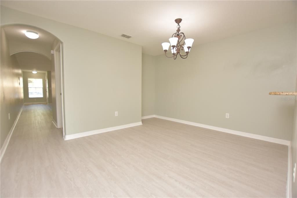 出租: $1,650 (2 贝兹, 2 浴室, 1496 平方英尺)