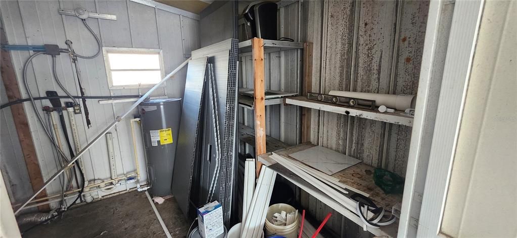 待售: $120,000 (2 贝兹, 1 浴室, 736 平方英尺)