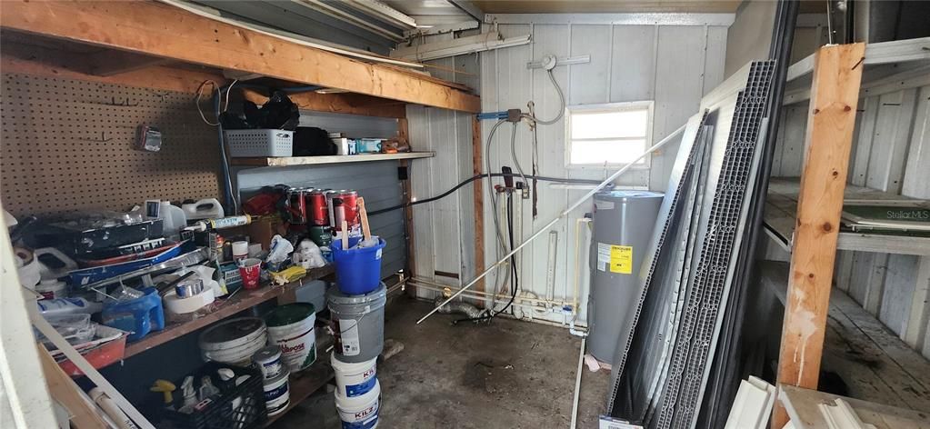 待售: $120,000 (2 贝兹, 1 浴室, 736 平方英尺)