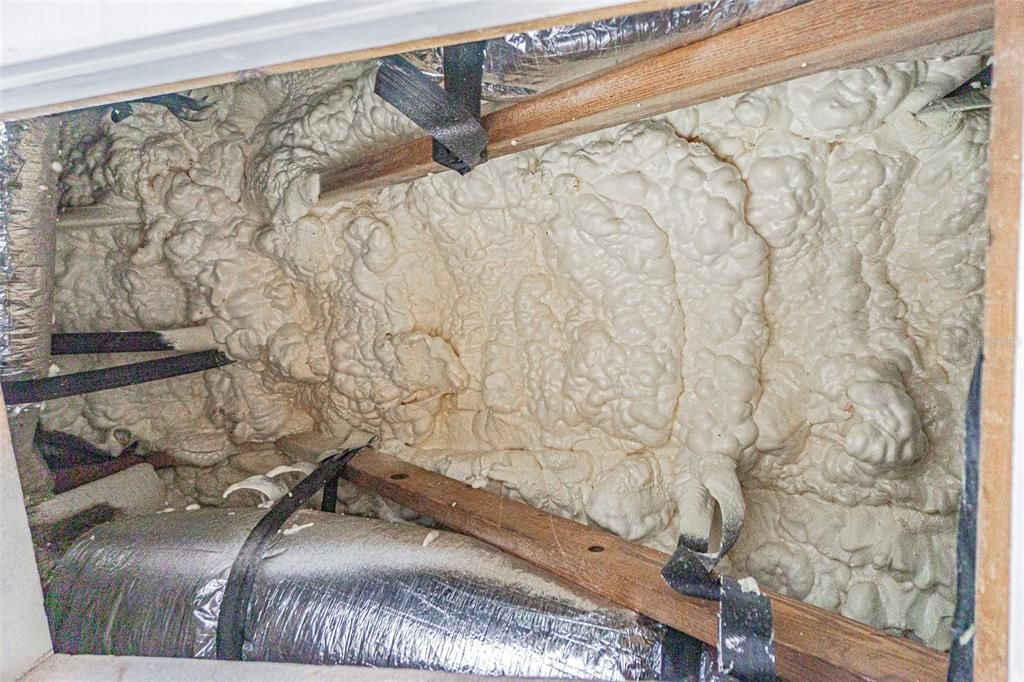 待售: $429,000 (4 贝兹, 3 浴室, 2043 平方英尺)