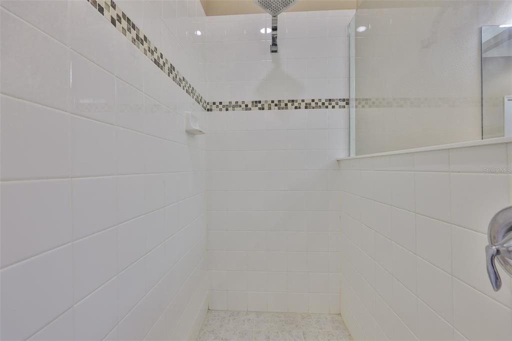 En Venta: $368,000 (2 camas, 2 baños, 1525 Pies cuadrados)