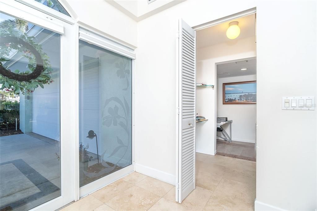 For Sale: $1,675,000 (3 beds, 2 baths, 2166 Square Feet)