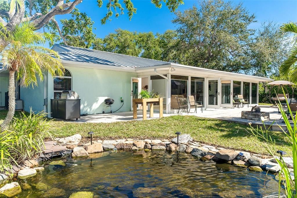 For Sale: $1,675,000 (3 beds, 2 baths, 2166 Square Feet)