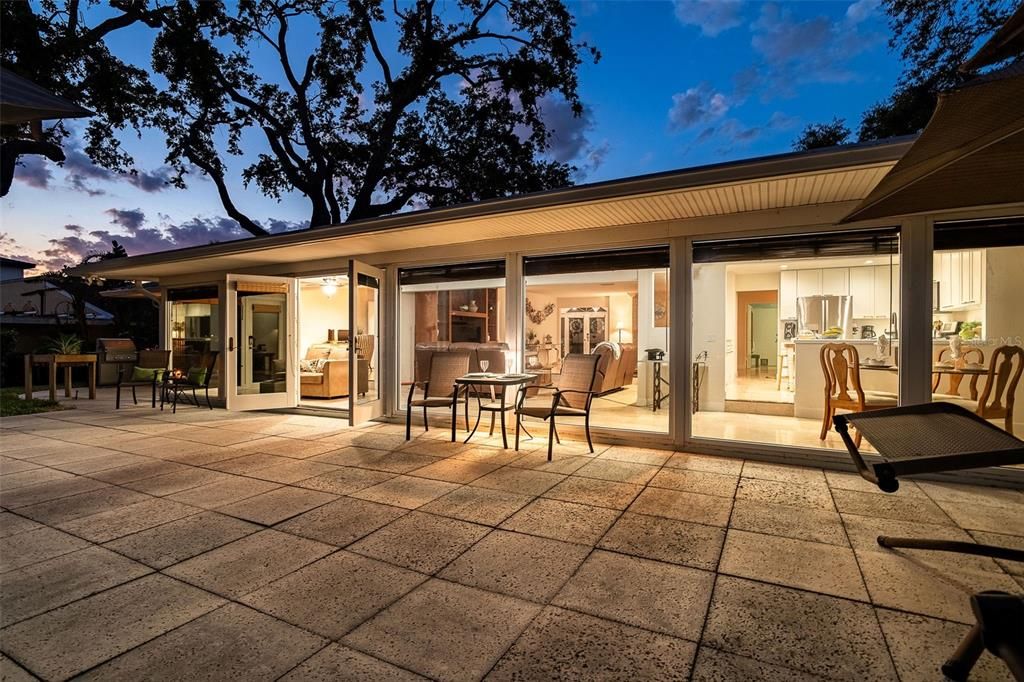 For Sale: $1,675,000 (3 beds, 2 baths, 2166 Square Feet)