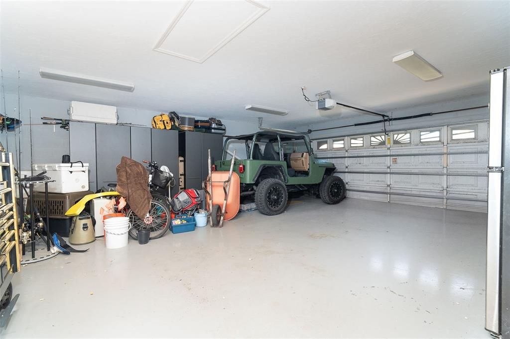 For Sale: $1,675,000 (3 beds, 2 baths, 2166 Square Feet)