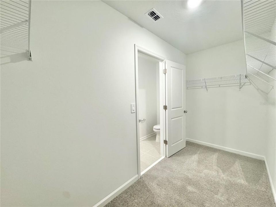 En Renta: $2,000 (4 camas, 2 baños, 1874 Pies cuadrados)