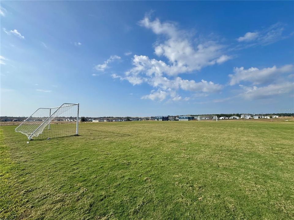 En Renta: $2,000 (4 camas, 2 baños, 1874 Pies cuadrados)