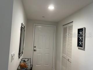 For Sale: $225,900 (2 beds, 2 baths, 994 Square Feet)