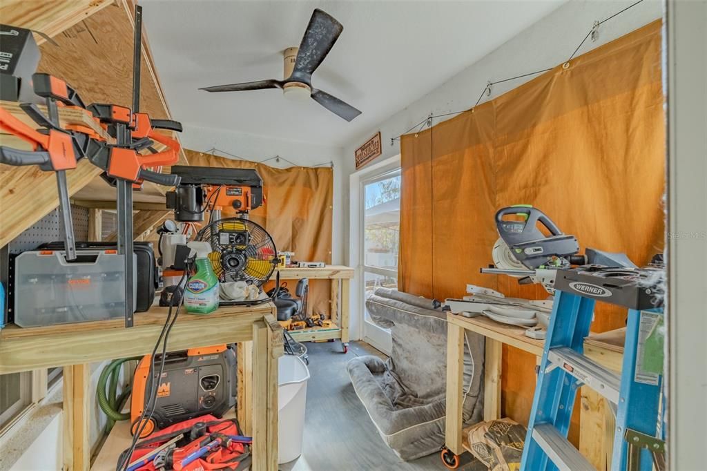 На продажу: $310,000 (3 спален, 2 ванн, 1676 Квадратных фут)