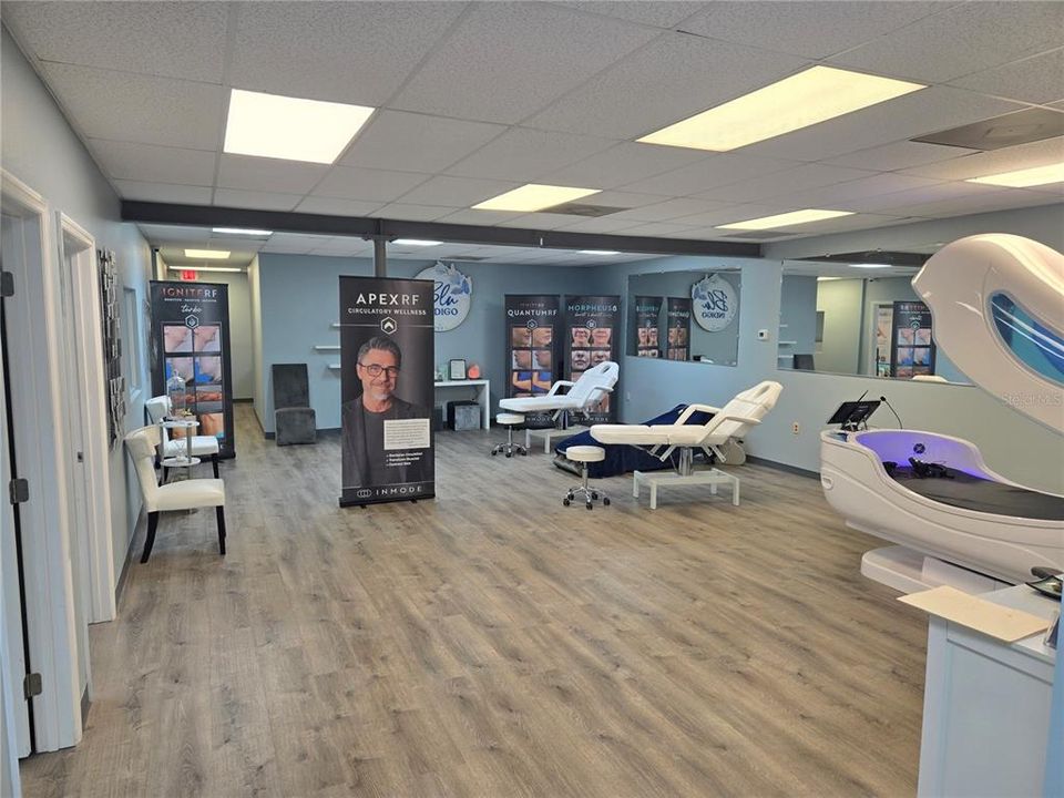 En Venta: $649,000 (0 camas, 0 baños, 2200 Pies cuadrados)