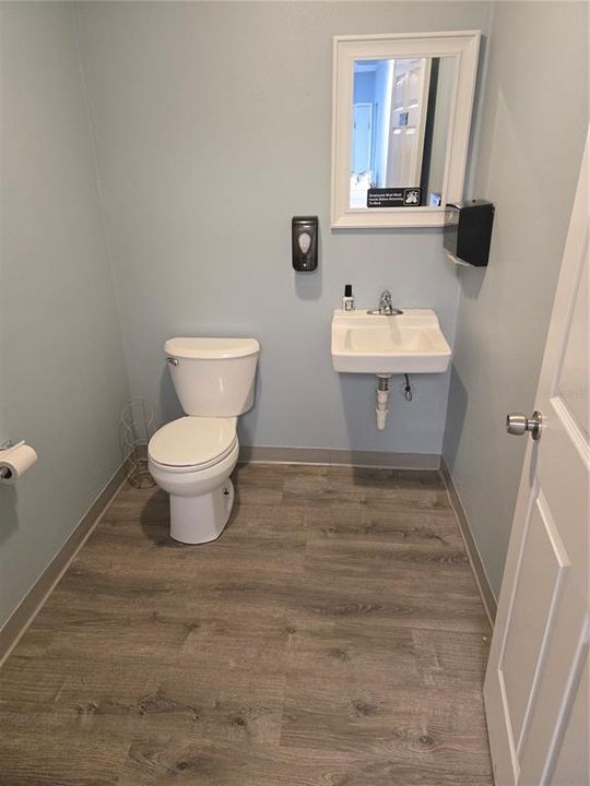 En Venta: $649,000 (0 camas, 0 baños, 2200 Pies cuadrados)