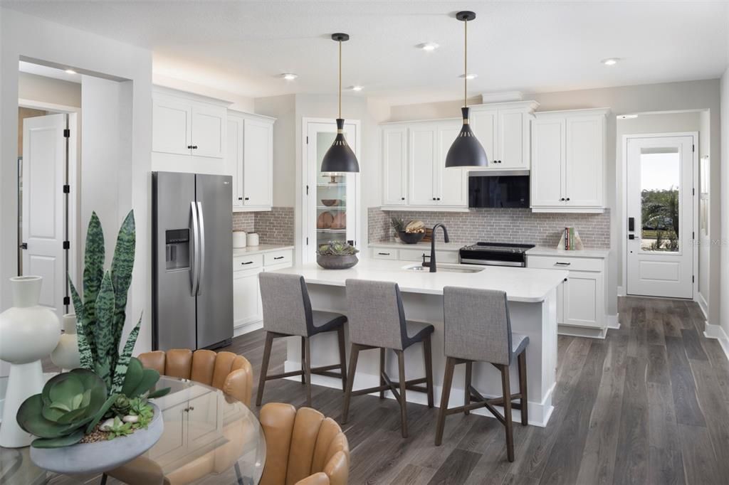 Active With Contract: $540,000 (3 beds, 2 baths, 1687 Square Feet)