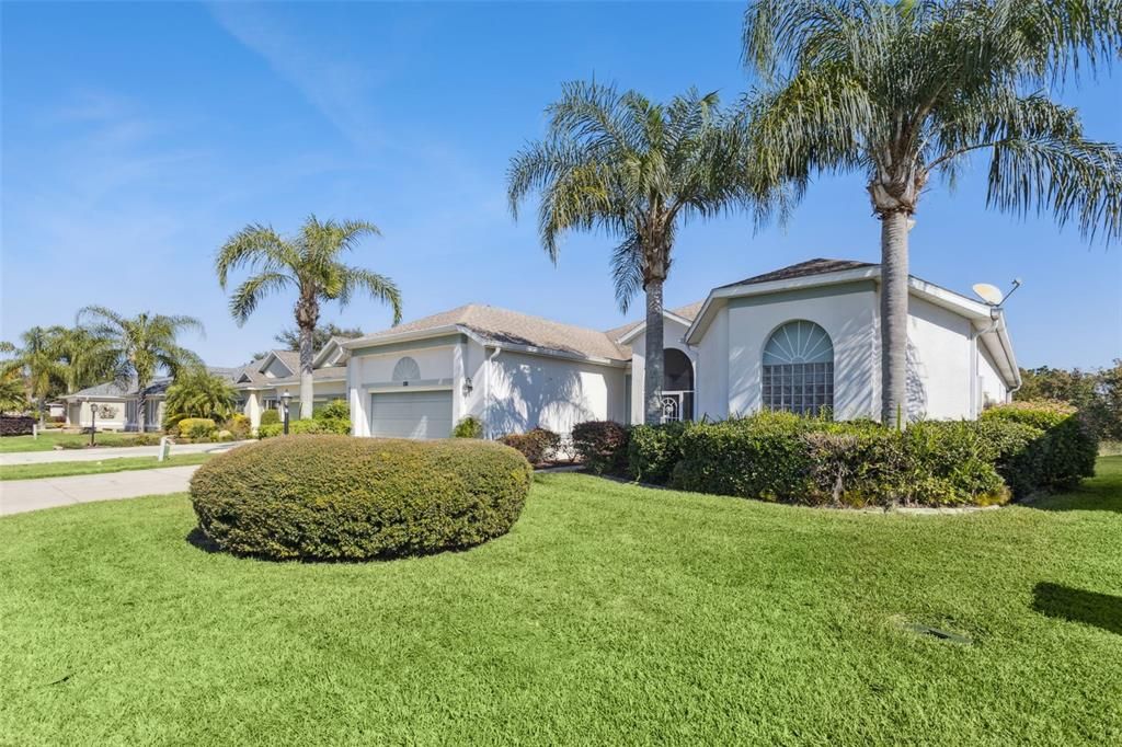 For Sale: $375,000 (3 beds, 2 baths, 2692 Square Feet)