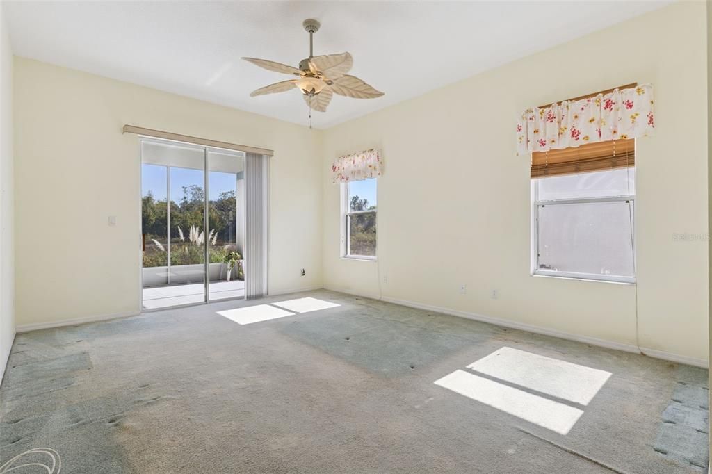 For Sale: $375,000 (3 beds, 2 baths, 2692 Square Feet)