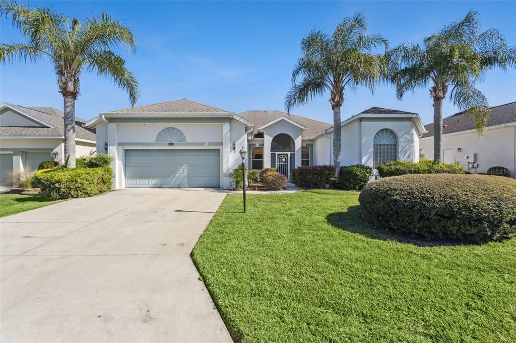 For Sale: $375,000 (3 beds, 2 baths, 2692 Square Feet)