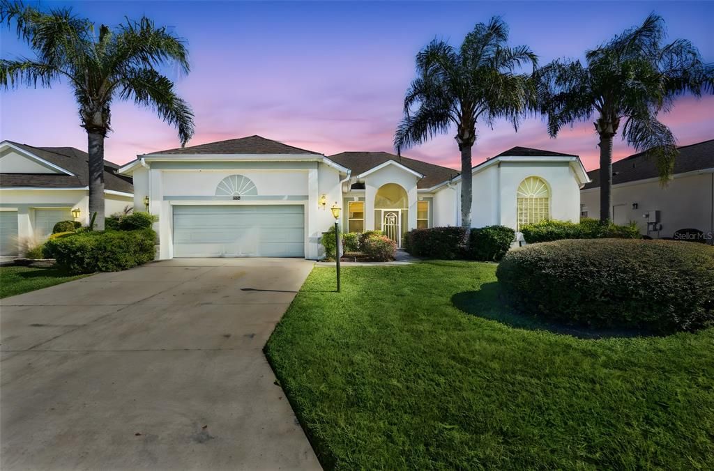 For Sale: $375,000 (3 beds, 2 baths, 2692 Square Feet)