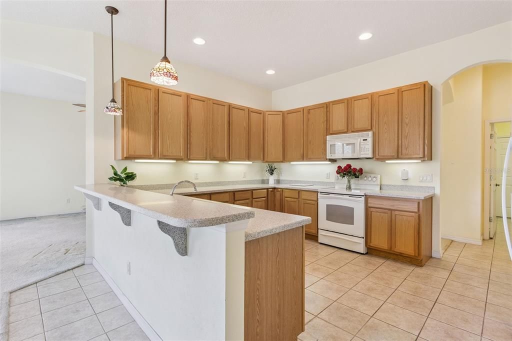 For Sale: $375,000 (3 beds, 2 baths, 2692 Square Feet)