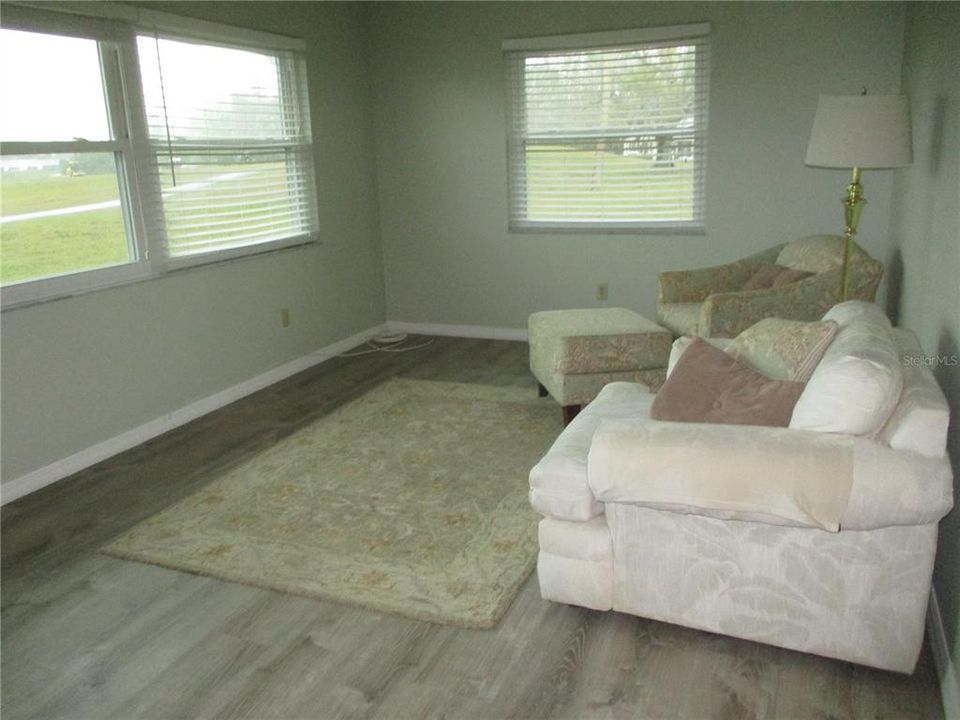 For Rent: $1,850 (2 beds, 2 baths, 1390 Square Feet)